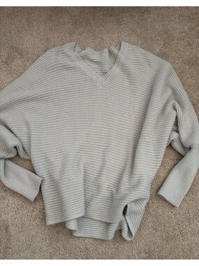 SHEIN V-Neck Oversized Knit Sweater - M